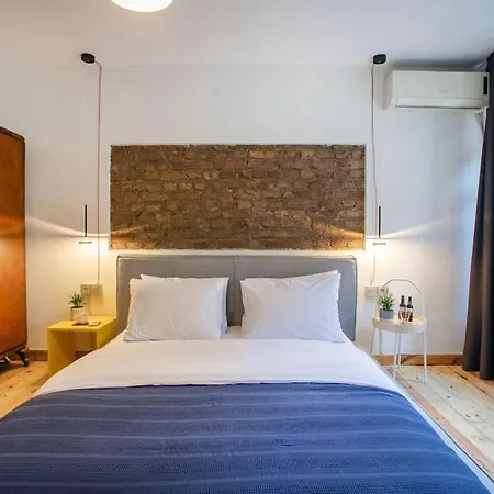 Apartment Inspiring 1+1 In The Heart Of